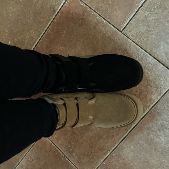 UGGS Neumel Platform Suede Strap Booties - Picture 4 of 4